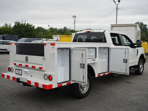 Used 2019 Ford F250 XL w/ Power Equipment Group AWD/4WD image 15