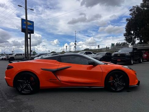 Used 2023 Chevrolet Corvette Z06 w/ Battery Protection Package image 5