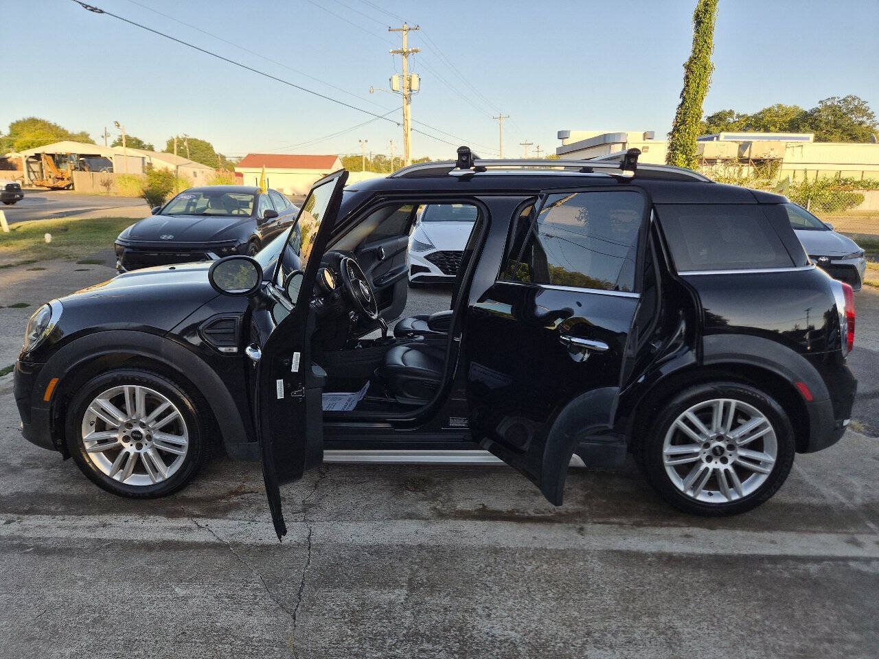 Used 2020 MINI Cooper Countryman FWD image 18