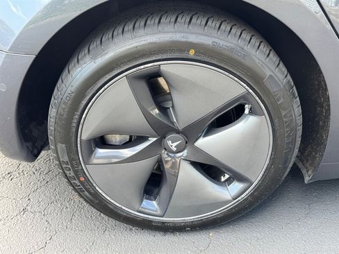 Used 2018 Tesla Model 3 Long Range AWD/4WD image 21