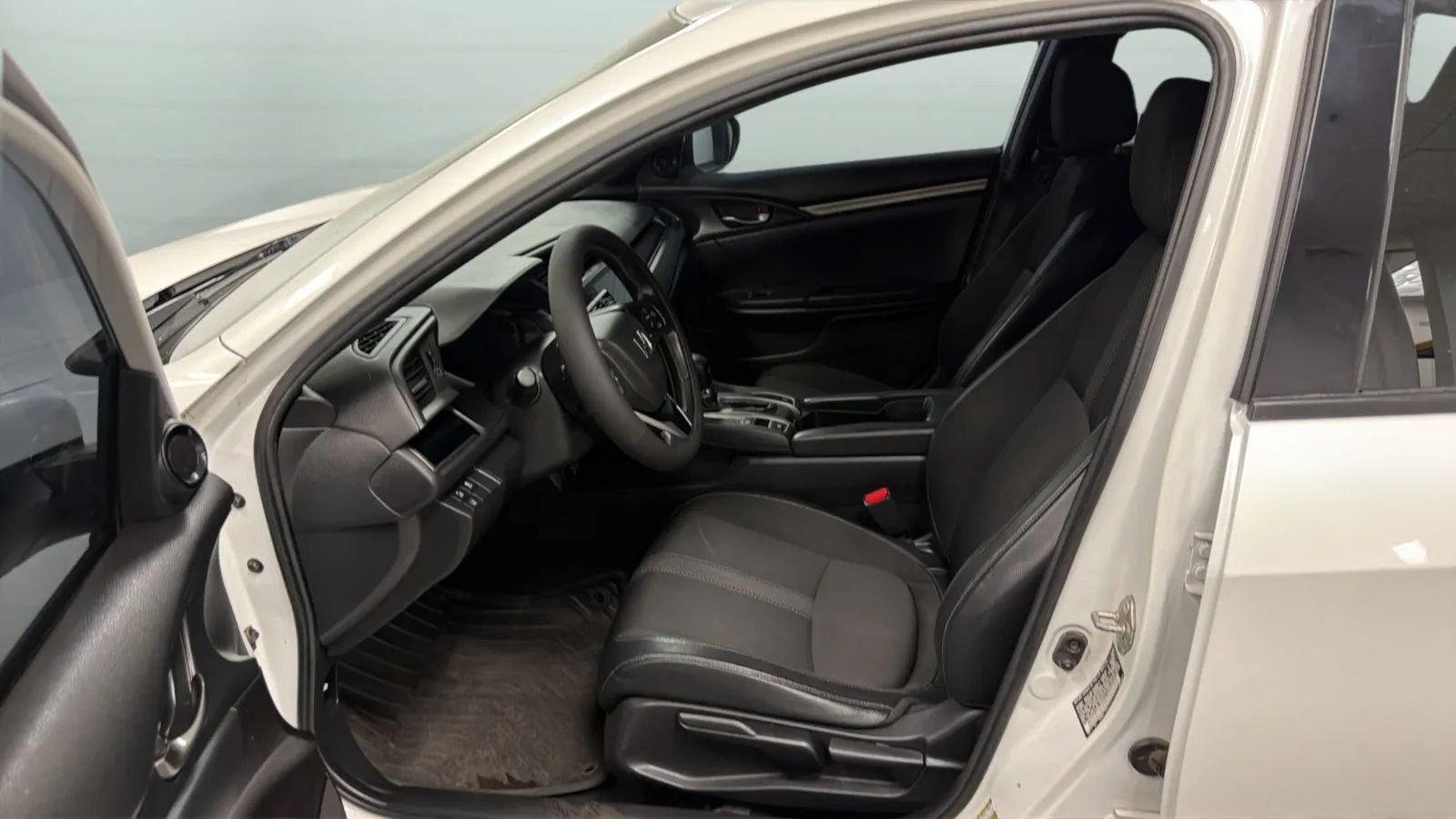 Used 2020 Honda Civic Sport image 21