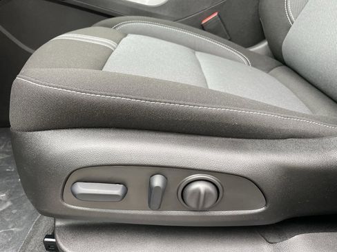 New 2026 Chevrolet Blazer LT w/ Convenience Package image 11