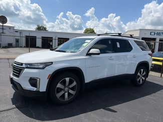 Used 2023 Chevrolet Traverse LT w/ LT Premium Package AWD/4WD video 1
