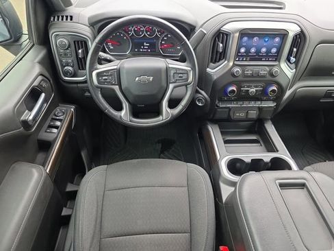 Used 2021 Chevrolet Silverado 1500 LT Trail Boss image 12