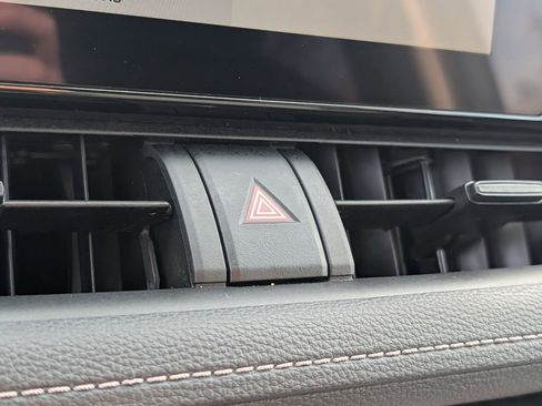 Used 2025 Toyota RAV4 XLE w/ Convenience Package image 57