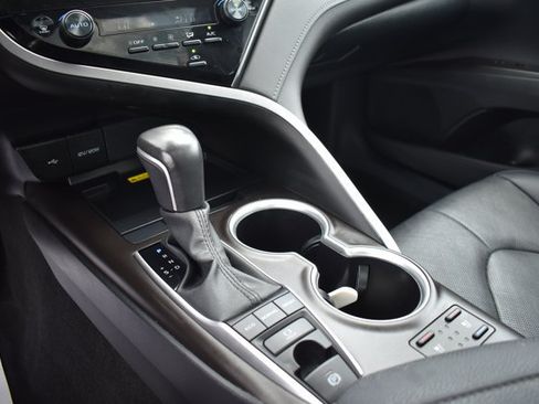 Used 2024 Toyota Camry XLE w/ Navigation Package AWD/4WD image 14