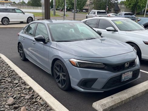 Used 2022 Honda Civic Sport image 3
