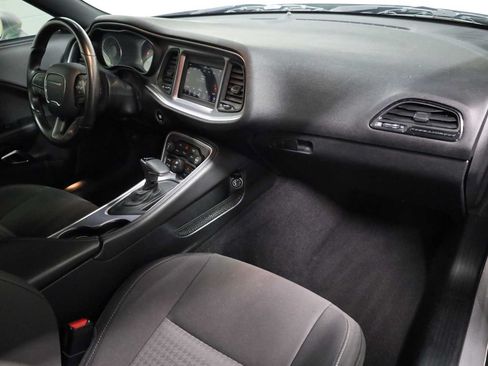 Used 2019 Dodge Challenger GT AWD/4WD image 6