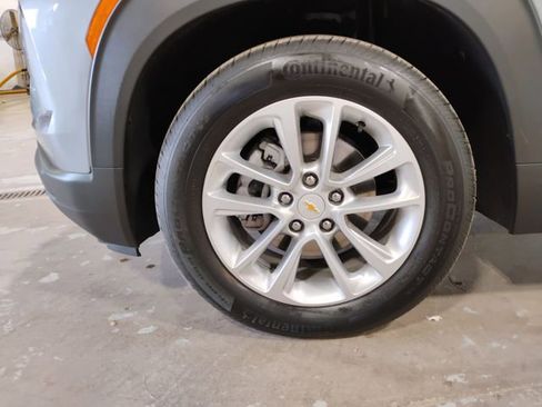 Used 2024 Chevrolet TrailBlazer LS w/ LS Convenience Package image 21