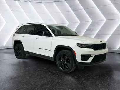 Used 2023 Jeep Grand Cherokee Limited w/ Luxury Tech Group II