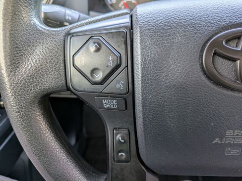 Used 2018 Toyota Tacoma SR w/ SR Convenience Package image 23