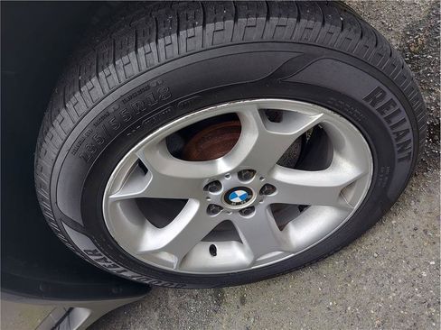 Used 2004 BMW X5 3.0i image 12