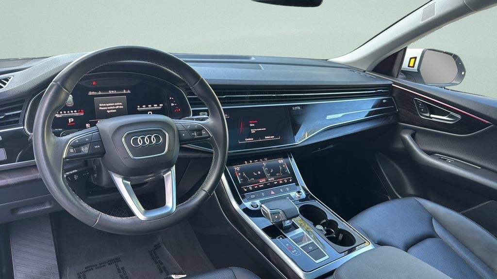 Used 2022 Audi Q8 Premium Plus AWD/4WD image 22