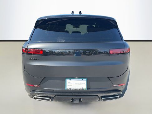 New 2026 Land Rover Range Rover Sport Dynamic SE image 4