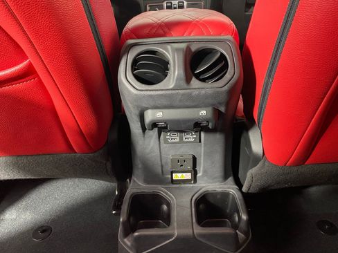 Used 2022 Jeep Wrangler Unlimited Sport w/ Sun And Sound Package image 28