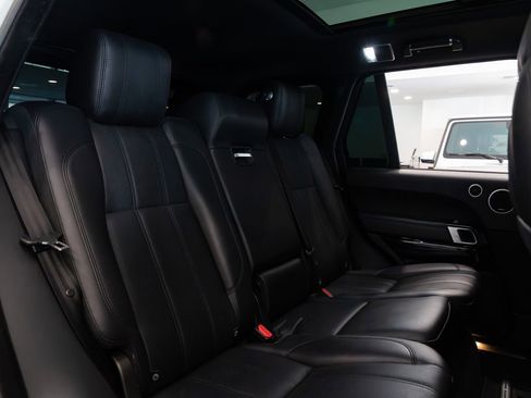 Used 2017 Land Rover Range Rover HSE AWD/4WD image 23