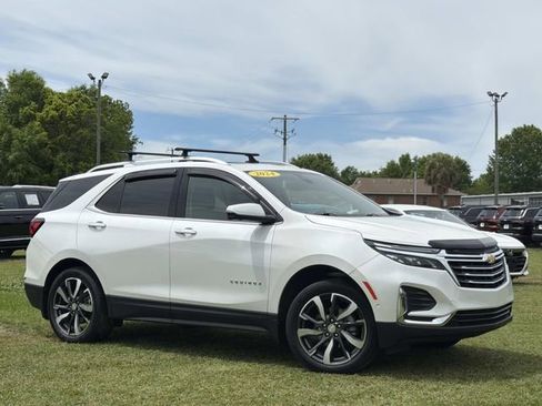 Used 2024 Chevrolet Equinox Premier image 3