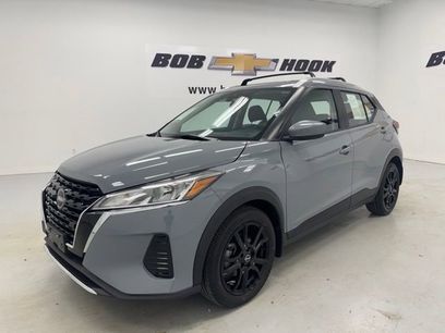 Used 2023 Nissan Kicks SV w/ Exterior Package