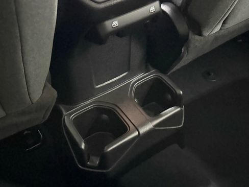 Used 2024 Jeep Wrangler Unlimited Sport image 30