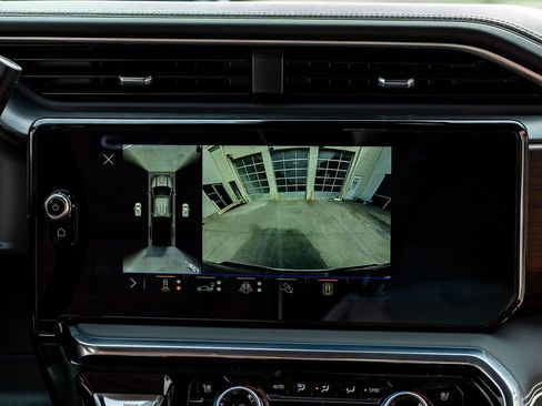 Used 2026 GMC Sierra 3500 Denali Ultimate image 24