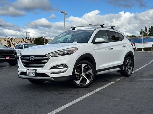 Used 2017 Hyundai Tucson Limited image 2