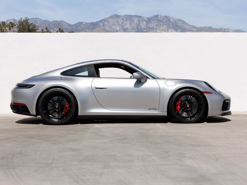 Certified 2023 Porsche 911 Carrera GTS RWD image 8