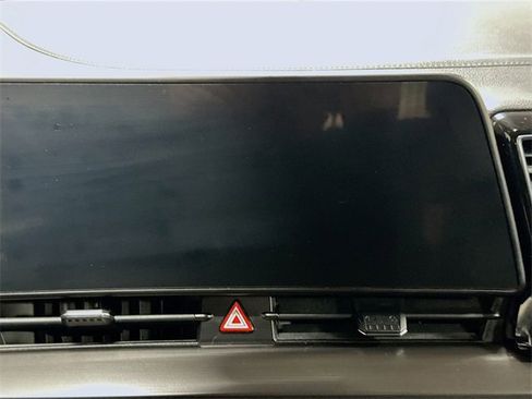 Used 2023 Kia Sportage EX image 12