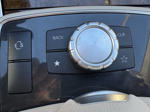 Used 2015 Mercedes-Benz E 400 Coupe w/ Premium 1 Package image 21