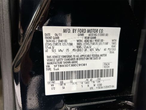 Used 2011 Ford F350 Lariat w/ Lariat Interior Pkg image 22