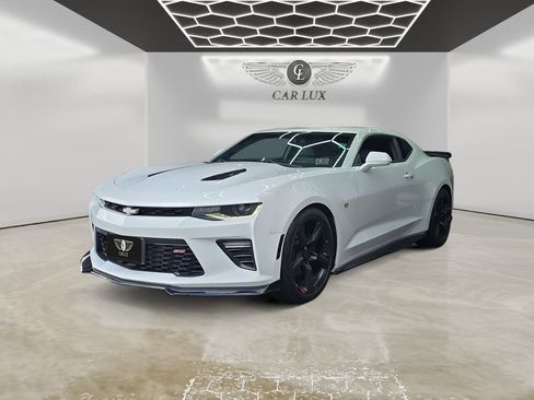 Used 2018 Chevrolet Camaro SS image 1