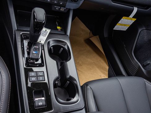 New 2026 Subaru Outback Limited XT AWD/4WD image 28