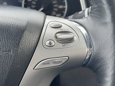 Used 2018 Nissan Murano Platinum w/ Cargo Package FWD image 11