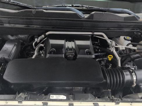 Used 2024 Chevrolet Colorado Z71 w/ Z71 Convenience Package 2 AWD/4WD image 26