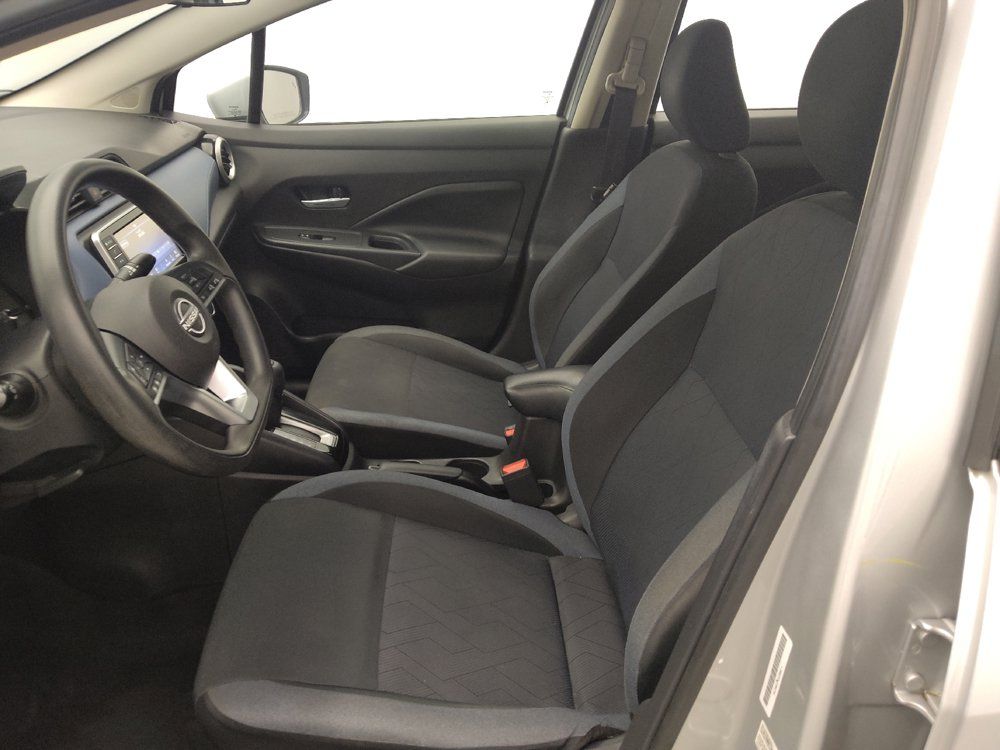 Used 2023 Nissan Versa SV FWD image 17