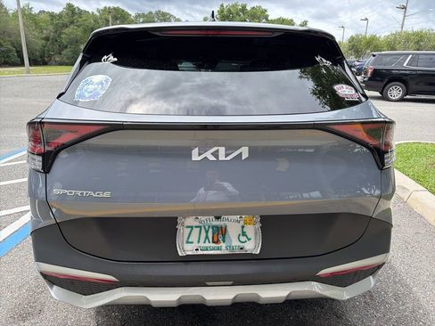 Used 2023 Kia Sportage EX FWD image 6