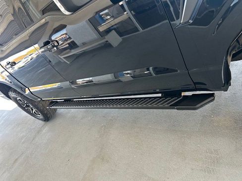 Used 2021 Ford F150 XLT w/ Equipment Group 302A High image 9