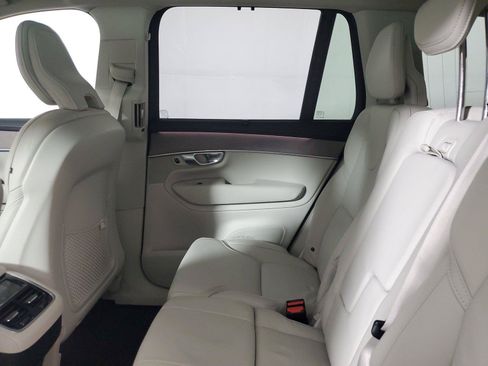Used 2026 Volvo XC90 B6 Ultra AWD/4WD image 12