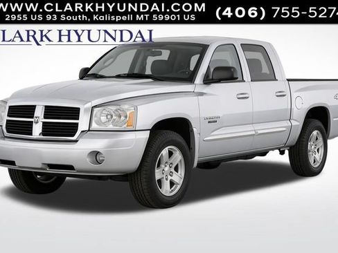 Used 2005 Dodge Dakota Laramie w/ Trailer Tow Group AWD/4WD image 1