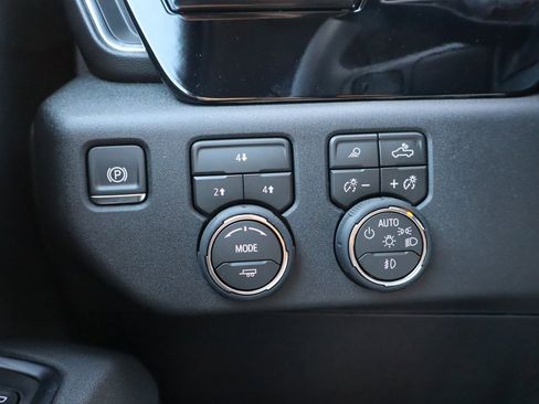 New 2026 Chevrolet Silverado 2500 LT w/ All Star Edition image 9