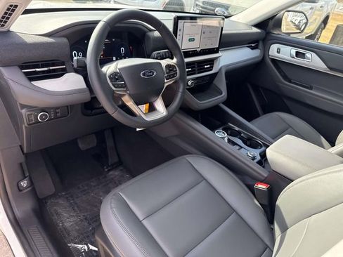 New 2026 Ford Explorer Active w/ Active Comfort Package image 22