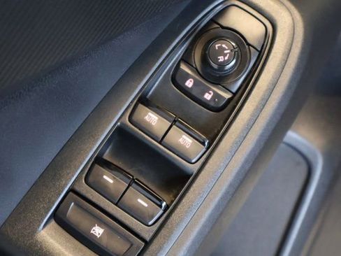 Certified 2024 Subaru Crosstrek 2.0i image 21