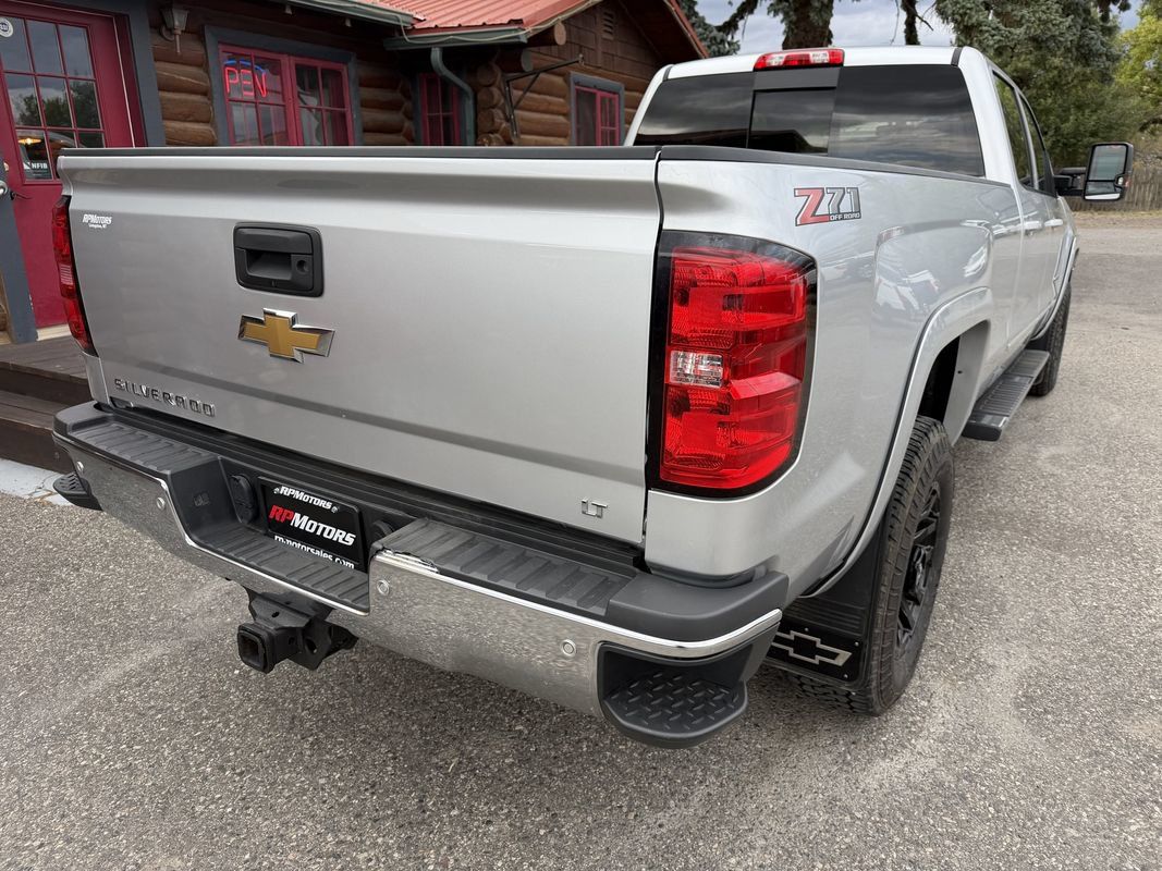 Used 2018 Chevrolet Silverado 3500 LT w/ LT Convenience Package AWD/4WD image 22