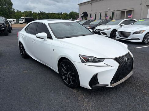 Used 2018 Lexus IS 300 F Sport w/ F Sport Package AWD/4WD image 4