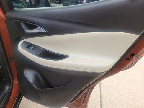 Used 2021 Buick Encore GX Preferred image 11