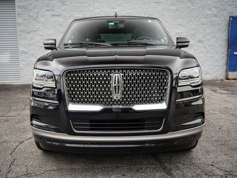 Used 2023 Lincoln Navigator Reserve RWD image 5