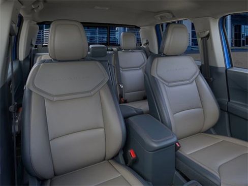 New 2025 Ford Maverick Lariat w/ 4K Tow Package image 10