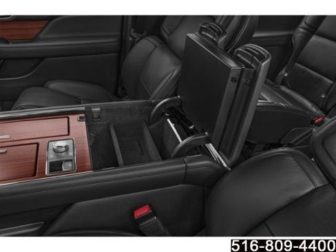 Used 2023 Lincoln Navigator Reserve AWD/4WD image 15