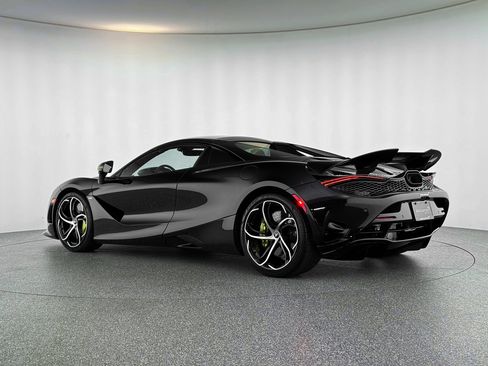 New 2026 McLaren 750S Spider image 3