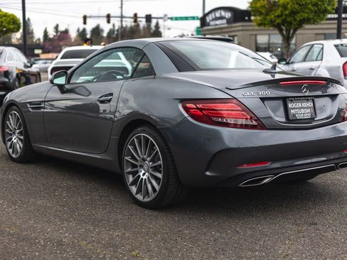 Used 2017 Mercedes-Benz SLC 300 image 12