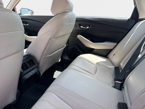 Used 2023 Honda Accord Touring image 12